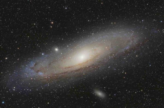 Foto der Andromeda-Galaxie M31 - Foto: Westend61 GmbH / Alamy Stock Foto